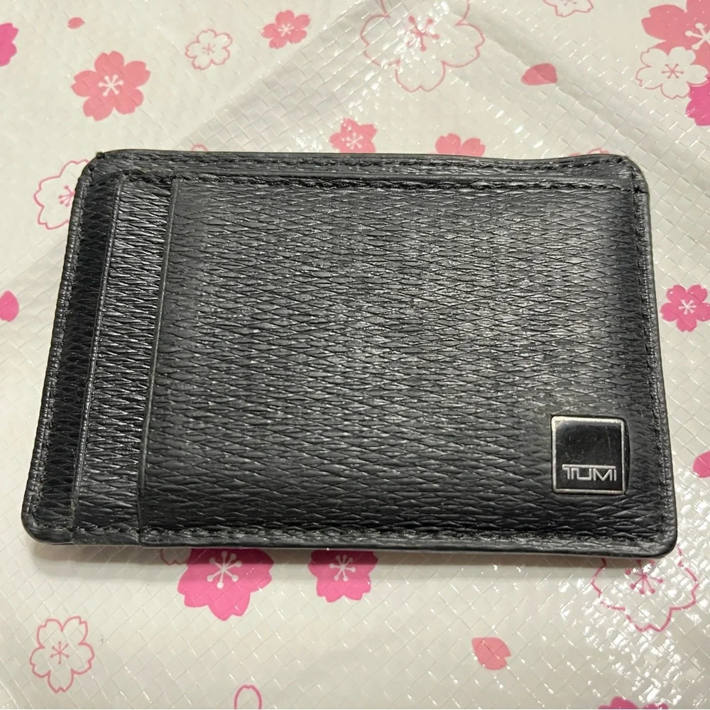 Tumi Monaco Black Leather 4 Slot Card Case with Money Clip